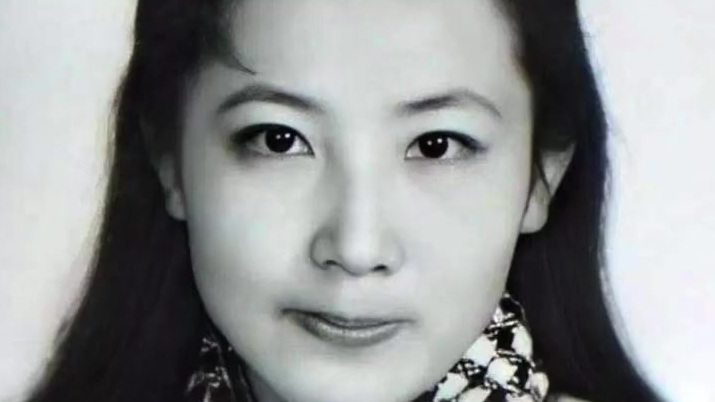  【公安局长回应给高颜值女逃犯写信:希望她看到信后能来电自首】1月5日,山西运城市公安局禹