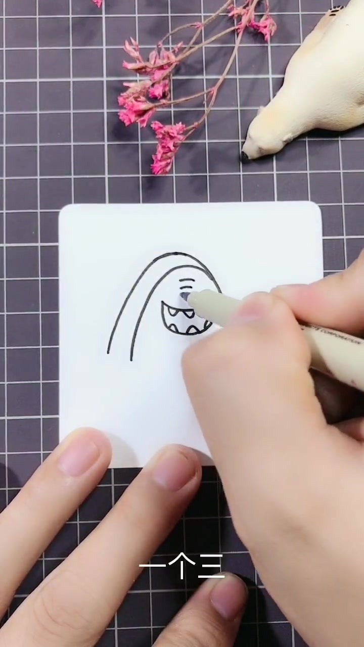 超级简单的小鲨鱼简笔画,看两遍就学会了,赶紧动手试一下吧