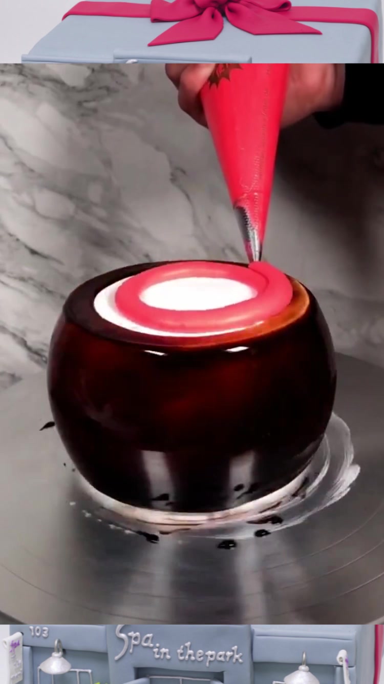 这是一个有创意的蛋糕,爸爸生日就送这一款,高端大气上档次!