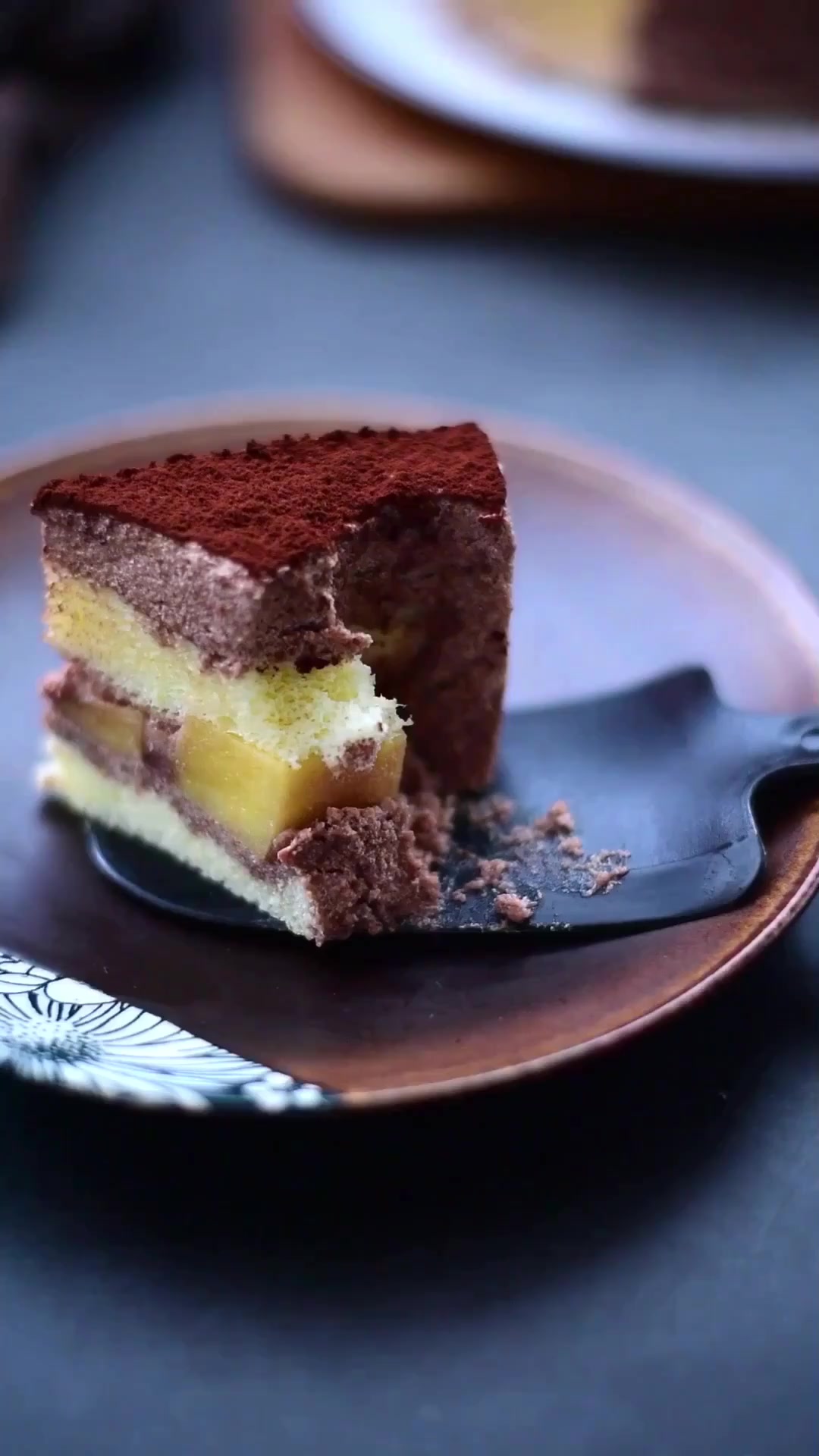 可可黄桃慕斯蛋糕的做法