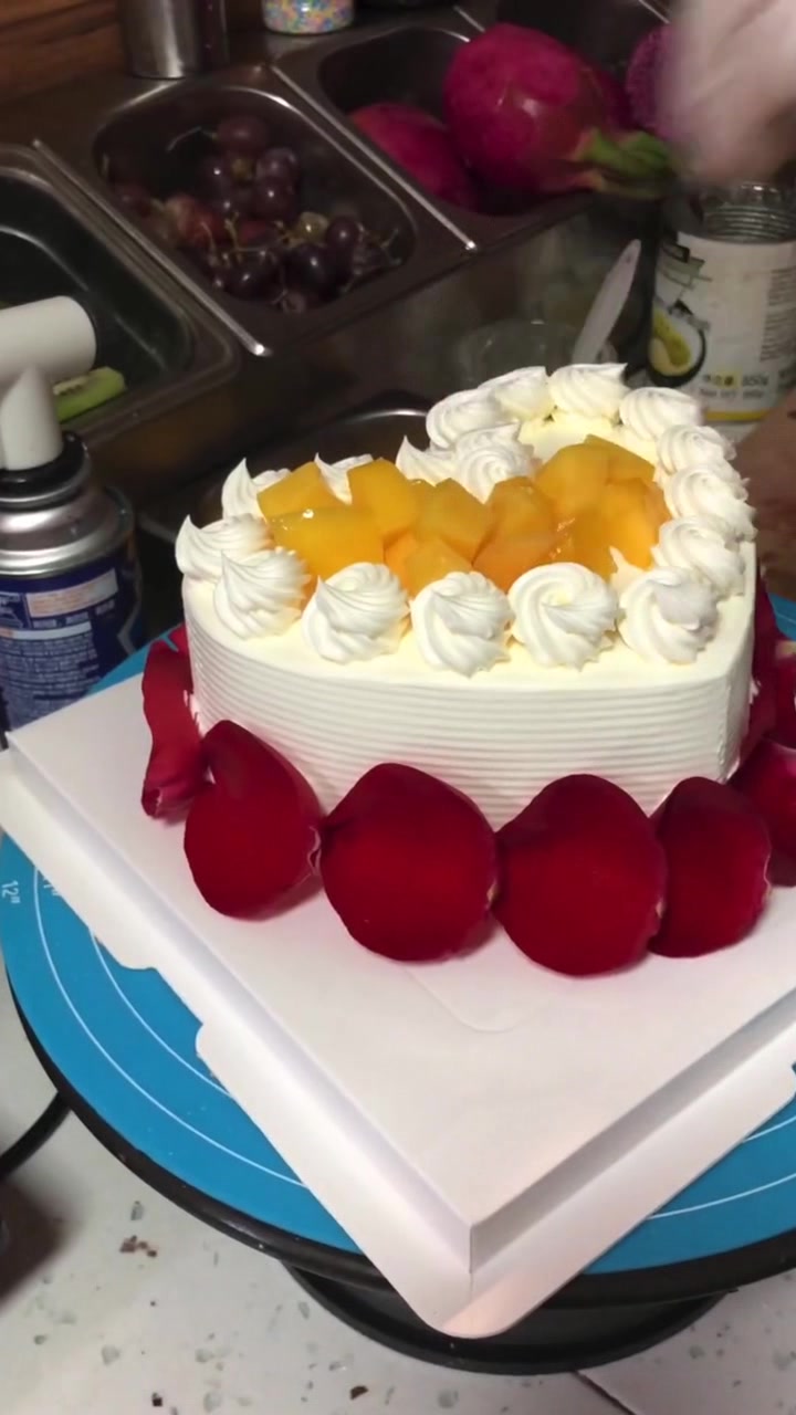 甜甜的恋爱蛋糕,送给爱人很适合,成品都泛着恋爱的甜蜜味道呀!