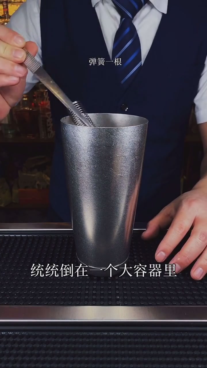 鸡尾酒的来历你知道吗?真是一个有趣的故事