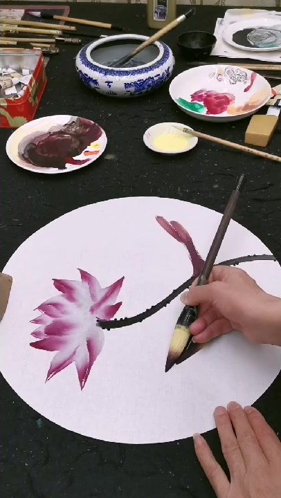 教你怎样画荷花鲤鱼