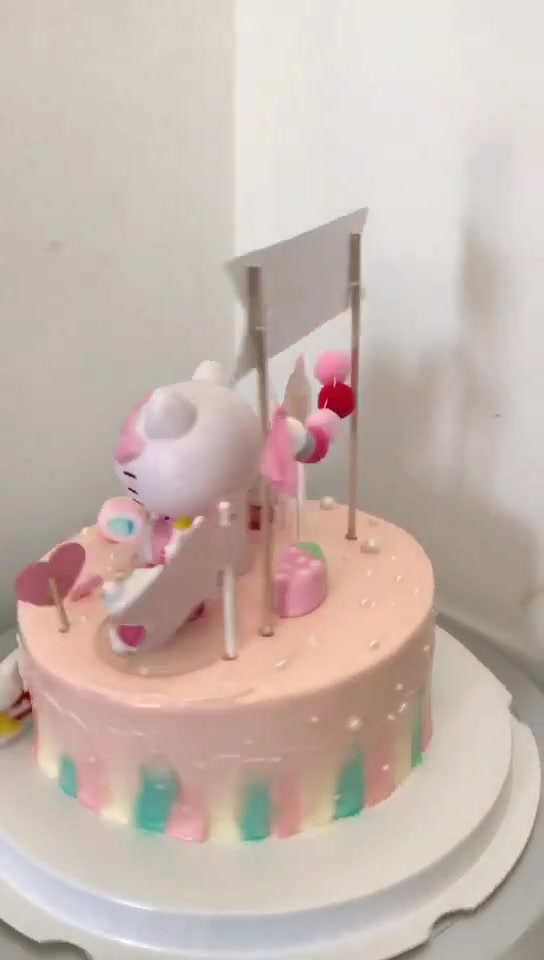 网红kt猫,kt猫生日蛋糕不但有颜值又好吃,吃了都说味道美美哒