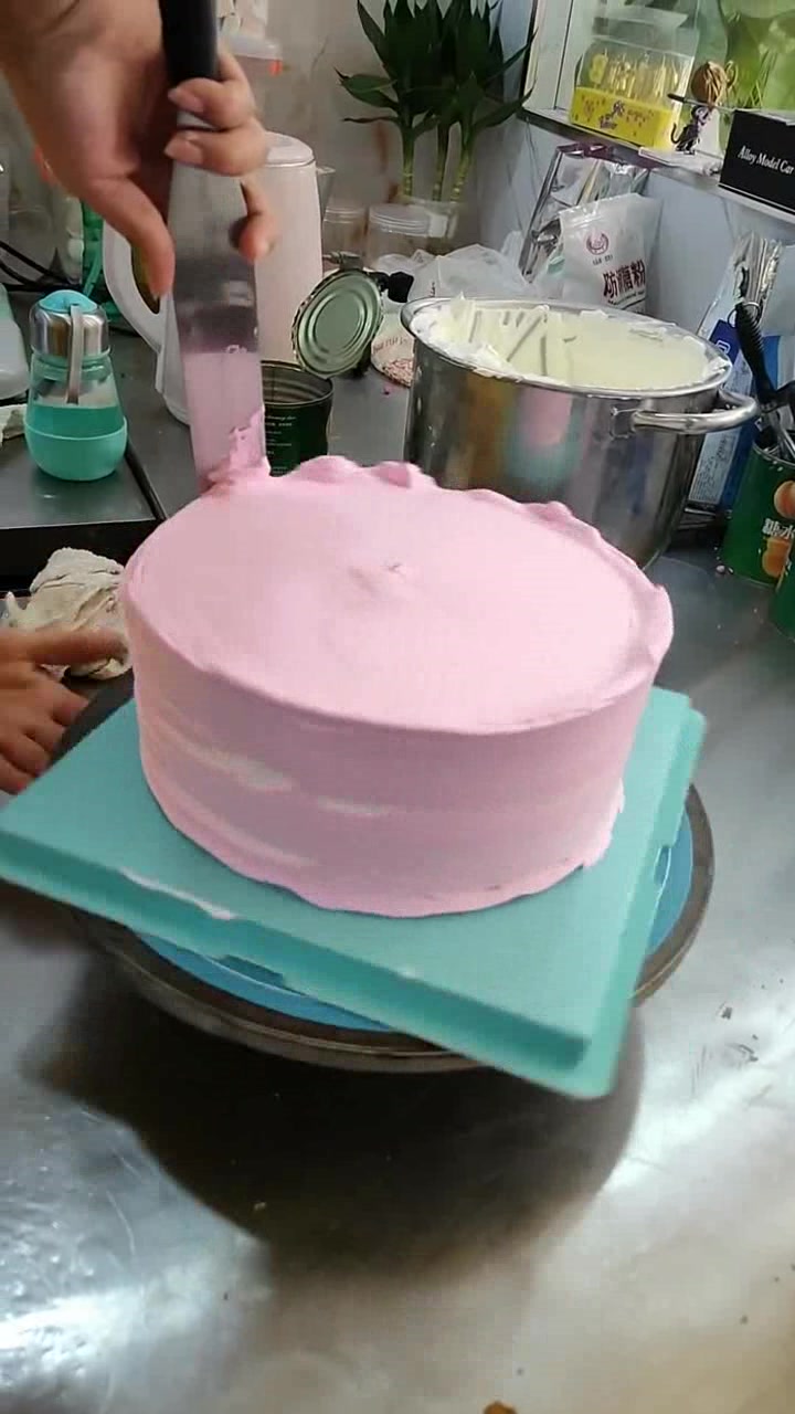 超级Q萌超级卡哇伊的小公主生日蛋糕!你猜师傅是帅哥还是美女?