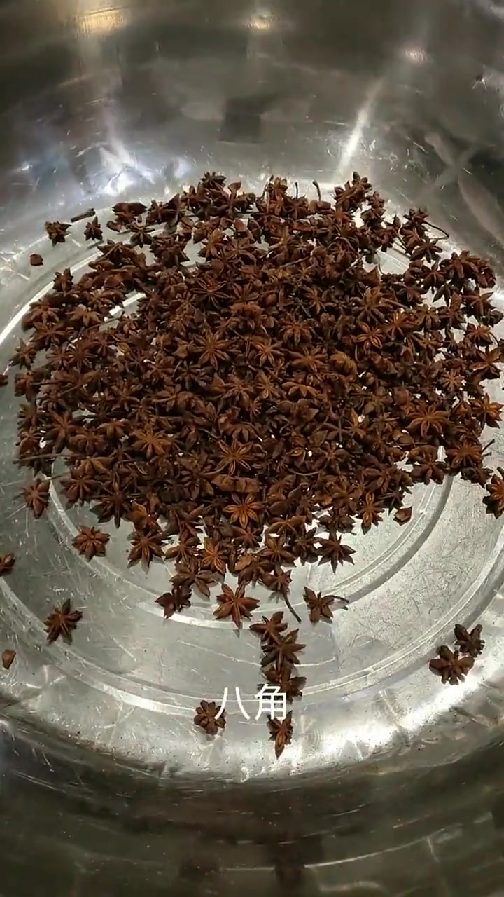海底捞火锅底料制作流程,这要多少料啊!