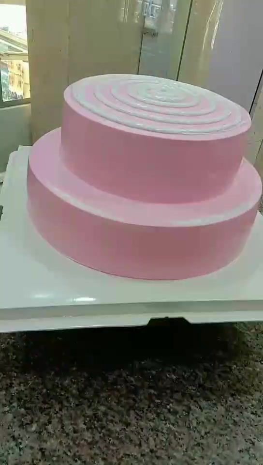 充满温馨的粉色双层火烈鸟生日蛋糕,成人礼蛋糕永远18岁真漂亮!