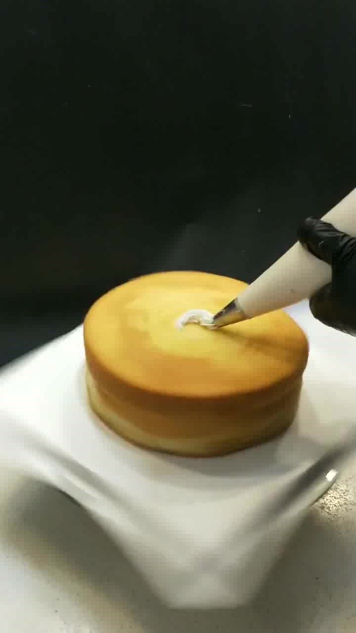 大吉大利游戏迷男孩生日蛋糕,这金灿灿的“氪金视觉”太炫酷了!