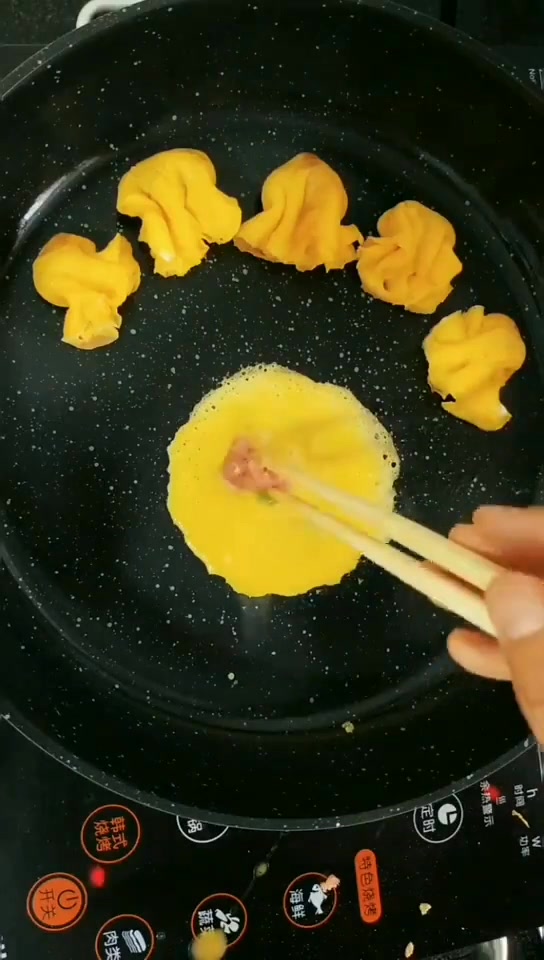蛋饺的做法,就是这么简单高效