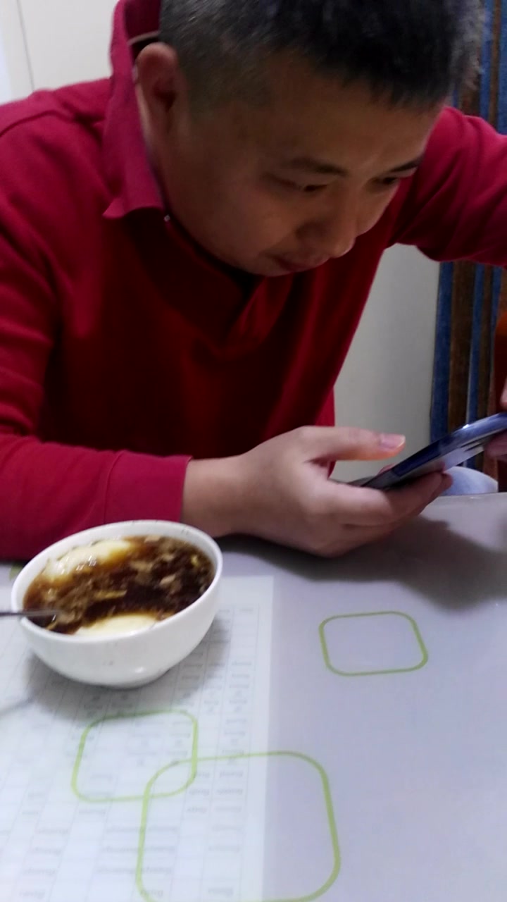 疫情还未结束,老公生日,老婆给老公做的什么早餐?