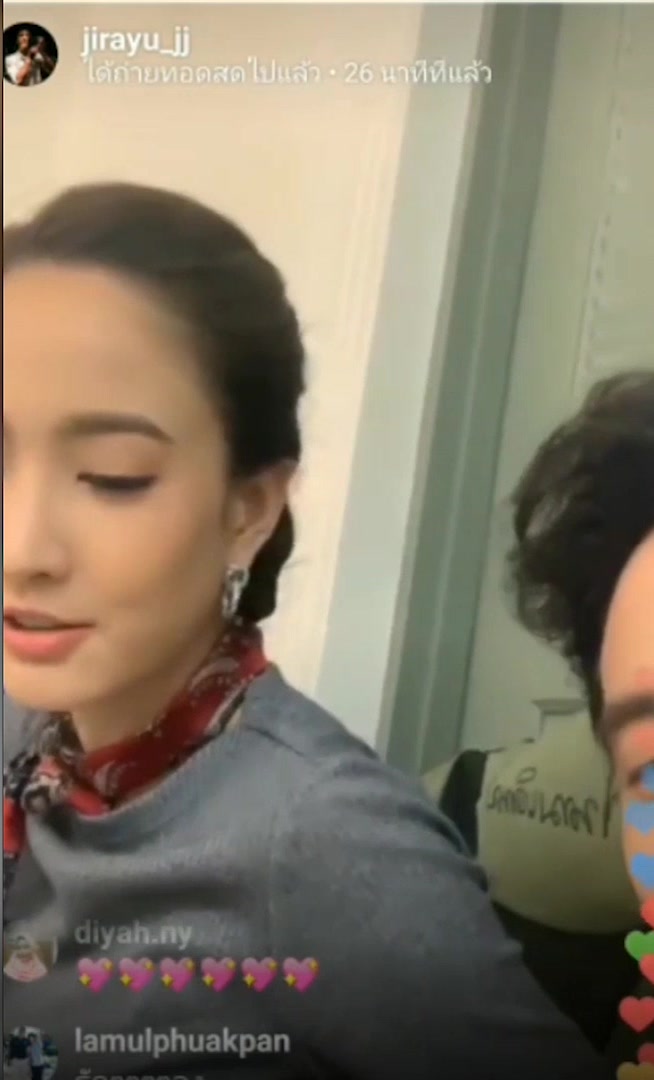 奶酪夫妇高甜互动,吉拉宇jamesji和道妹在直播间说说笑笑