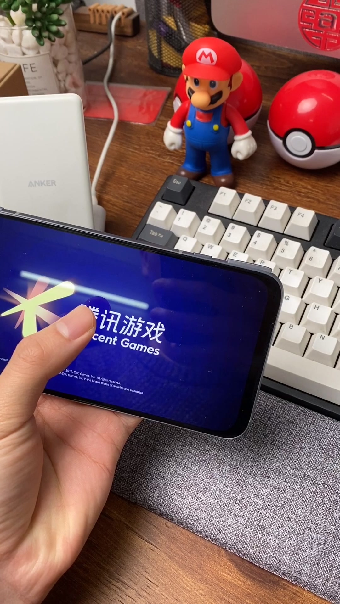 黑鲨3 Pro游戏按键演示,吃鸡物理外挂!