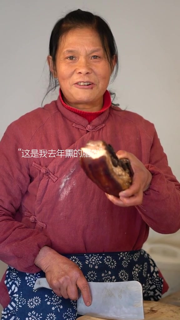 腊肉对于南方人来说,是对故乡最深的烙印,教你做洋芋粑粑炒腊肉