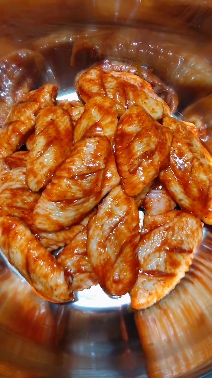 美味的奥尔良烤鸡翅的做法,比肯德基的都美味,不信你来试试!