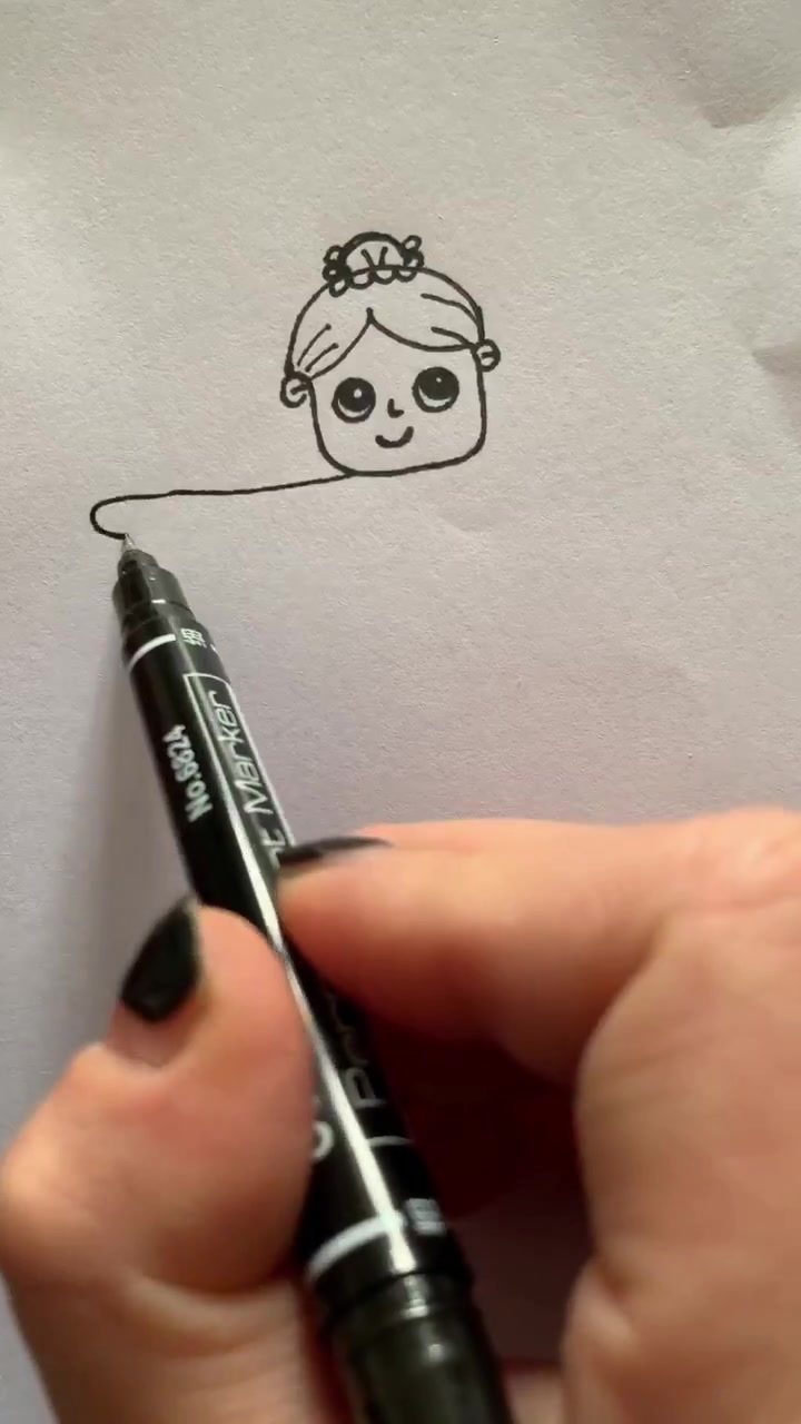 简笔画:爱跳舞的小女孩