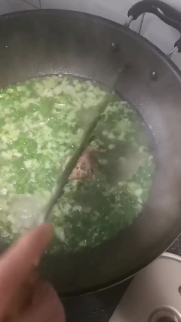 绿色蔬菜汤这样烧,营养好吃还简单,快来试试吧!