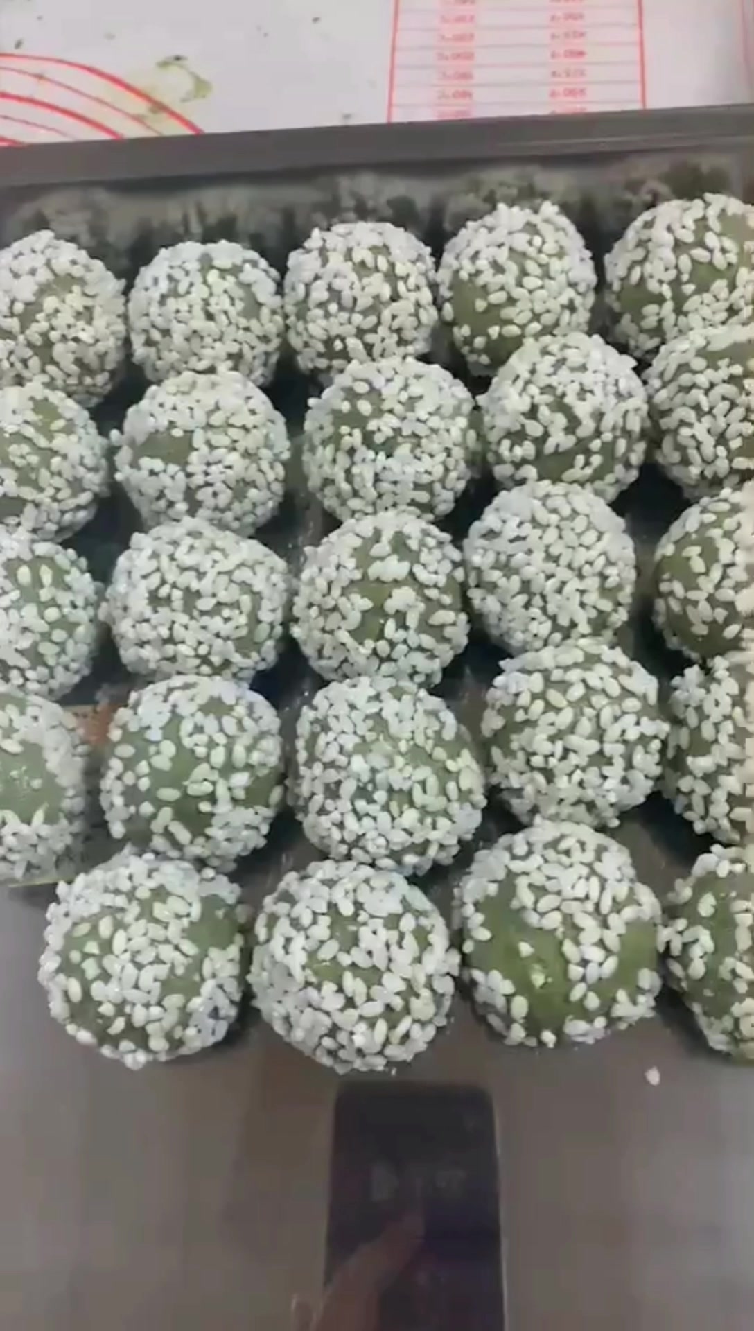 春天大家最喜欢的艾青叶包的团子,自己动手,看看样子怎样