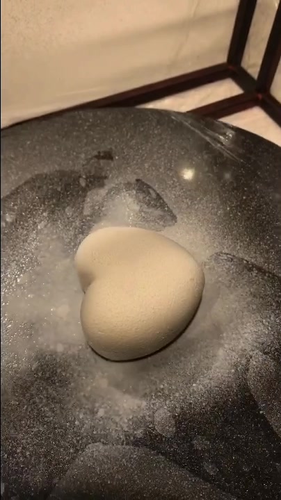 白蓝渐变色慕斯蛋糕 多层夹心蛋糕 法式西点