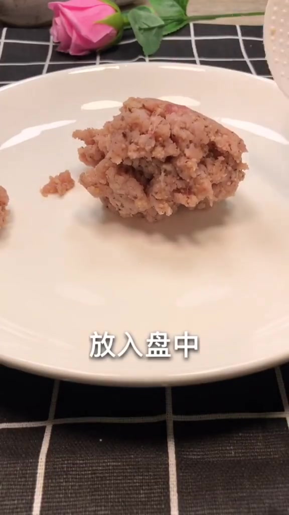 香菇肉末蒸鸡蛋,隔着屏幕吃了3大碗!