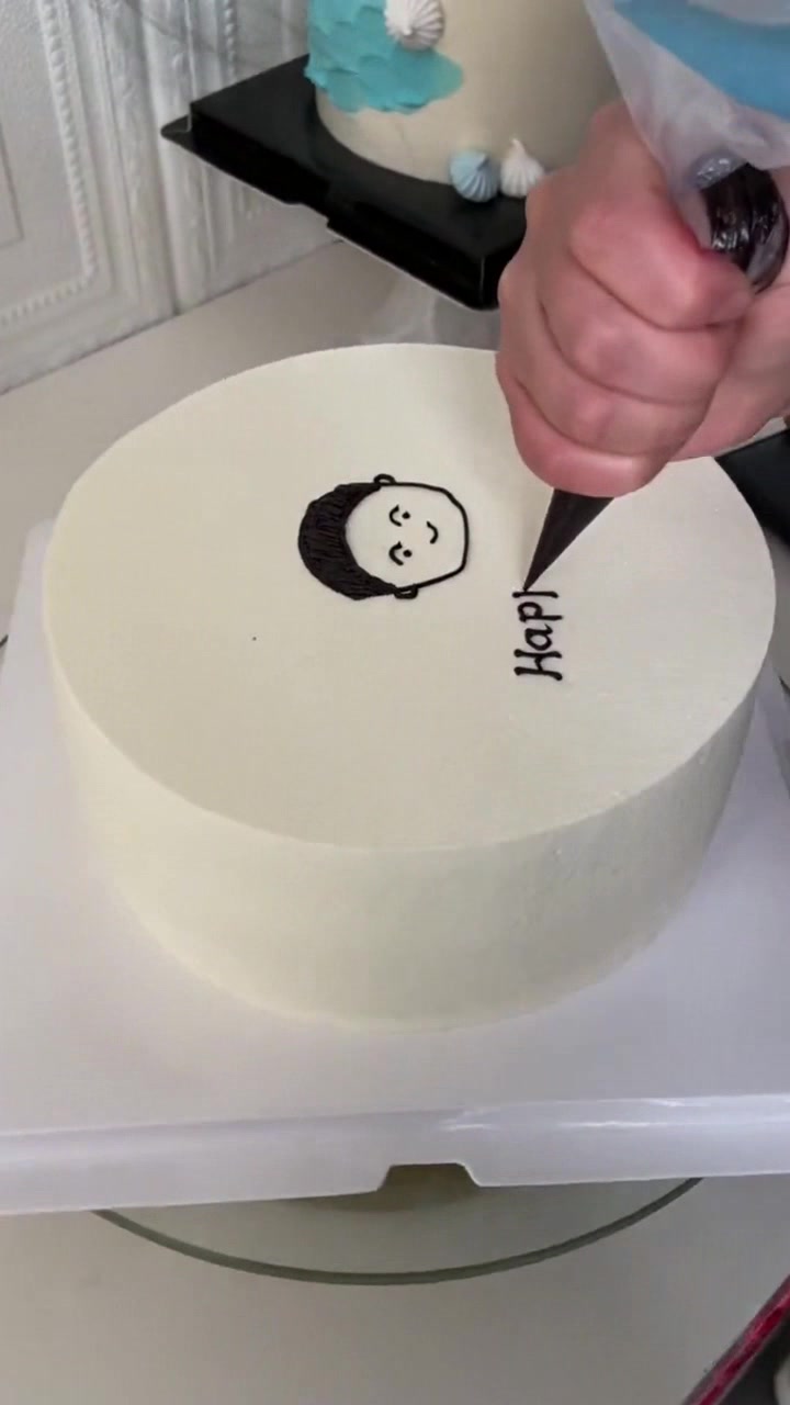 即使是普普通通的蛋糕,人用心了,它就被赋予了无比珍贵的意义!