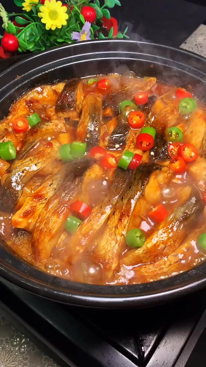 草鱼好吃又简单的做法,刚出锅的时候就被抢光了,简直人间美味!