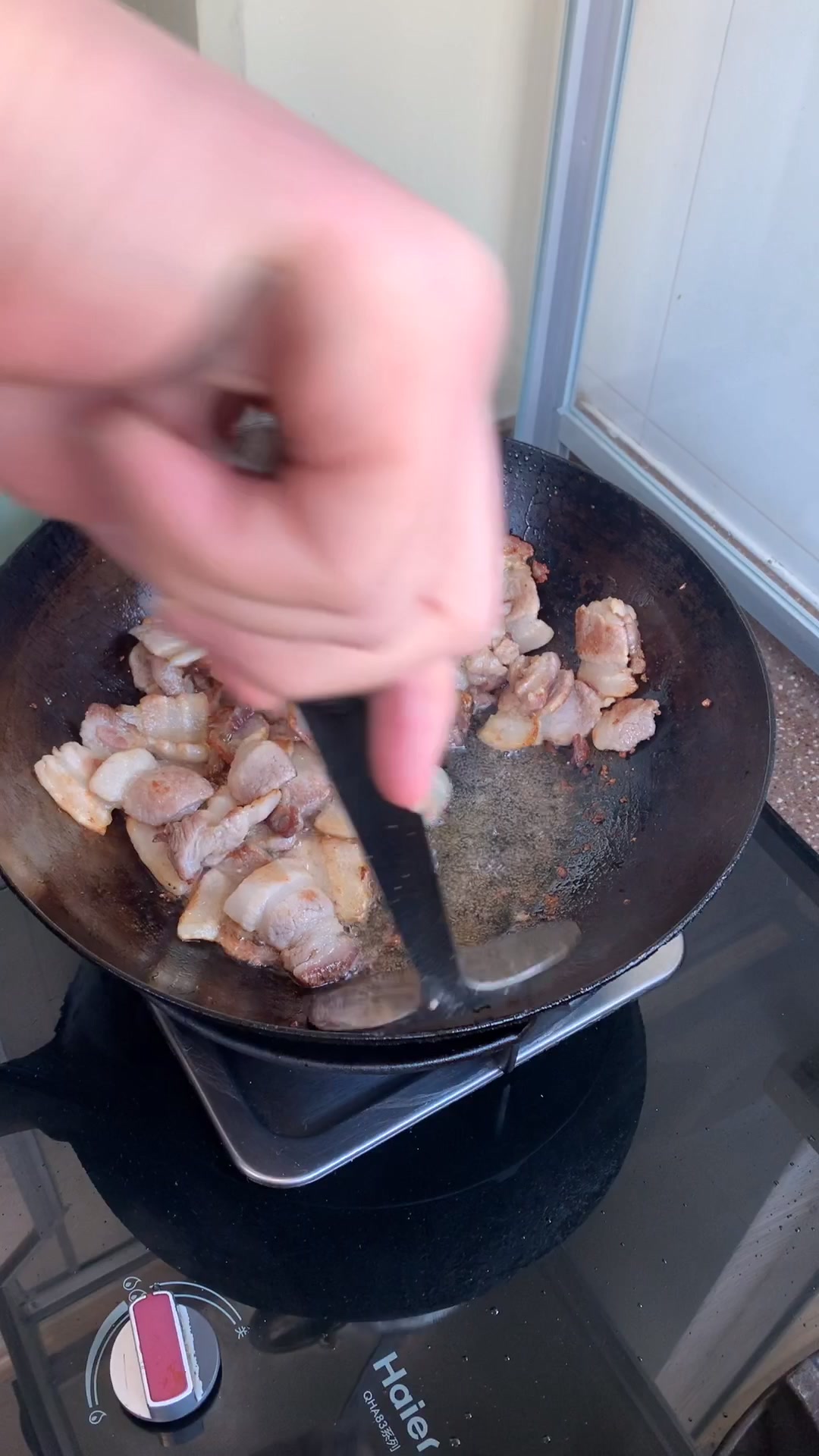 川味传统家常菜,蒜苗盐煎肉,肥而不腻,瘦而不柴,香辣下饭