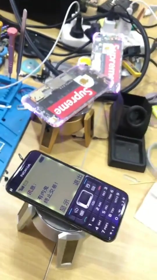 诺基亚手机一直不温不火,但是现在这张诺基亚壁纸却超级火