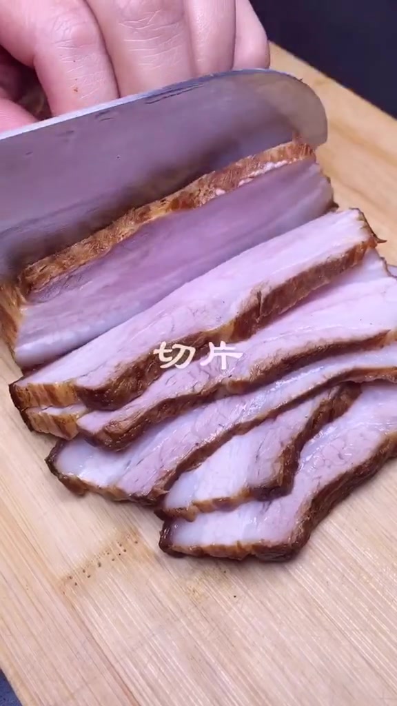 正宗梅菜扣肉家常做法,肥而不腻,入口即化~