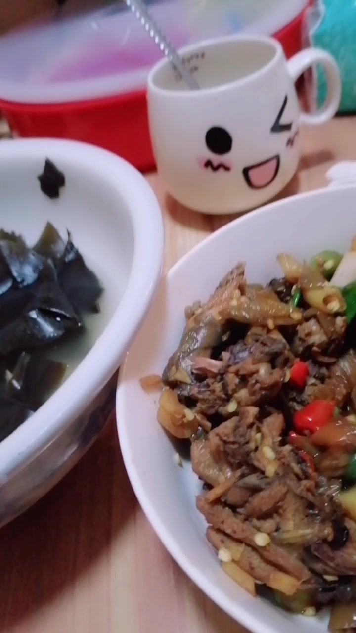 我家中午的酸辣鸡丁