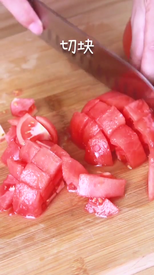 这才是真正的鸡蛋面,看着就饿,太好吃了