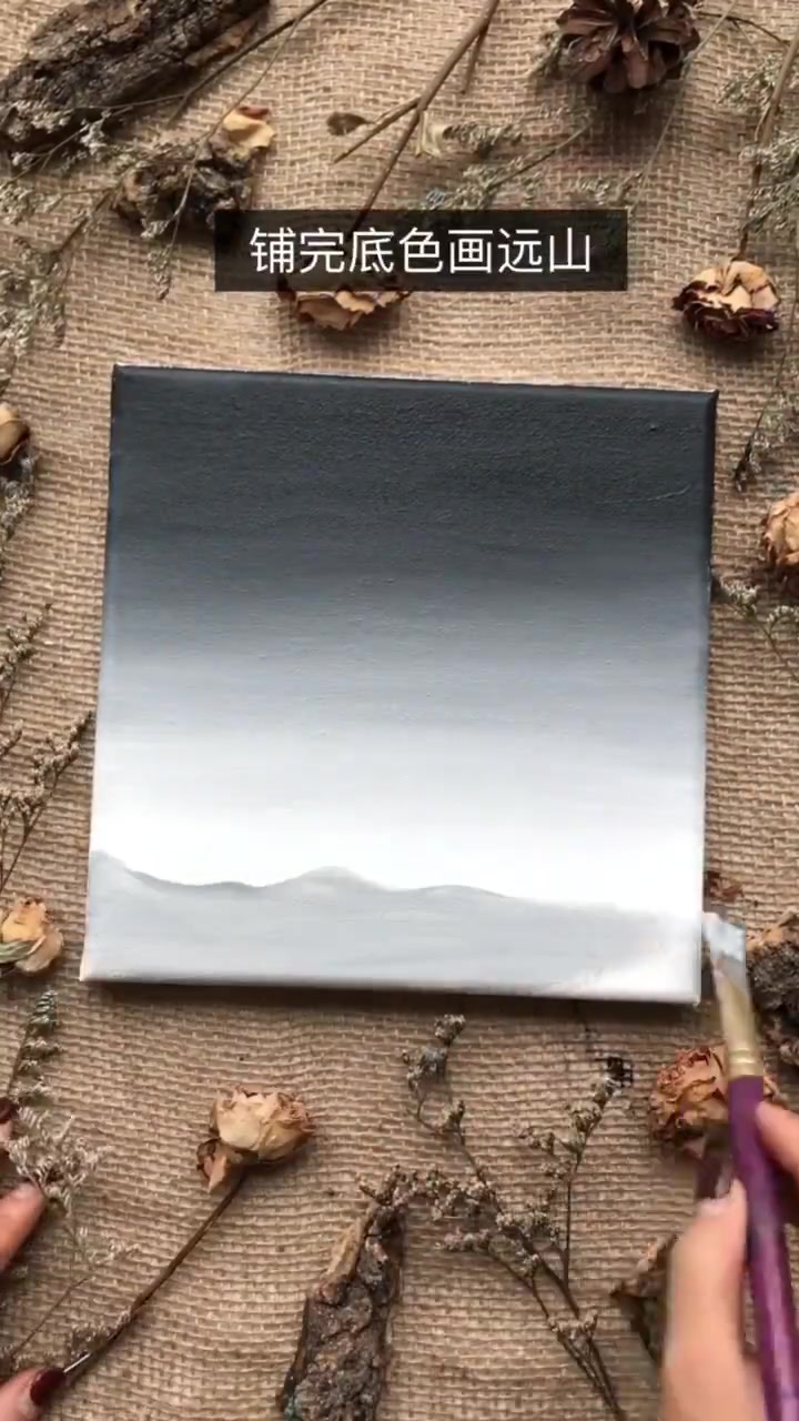 简单的黑白画,不会调色的也可以画哦