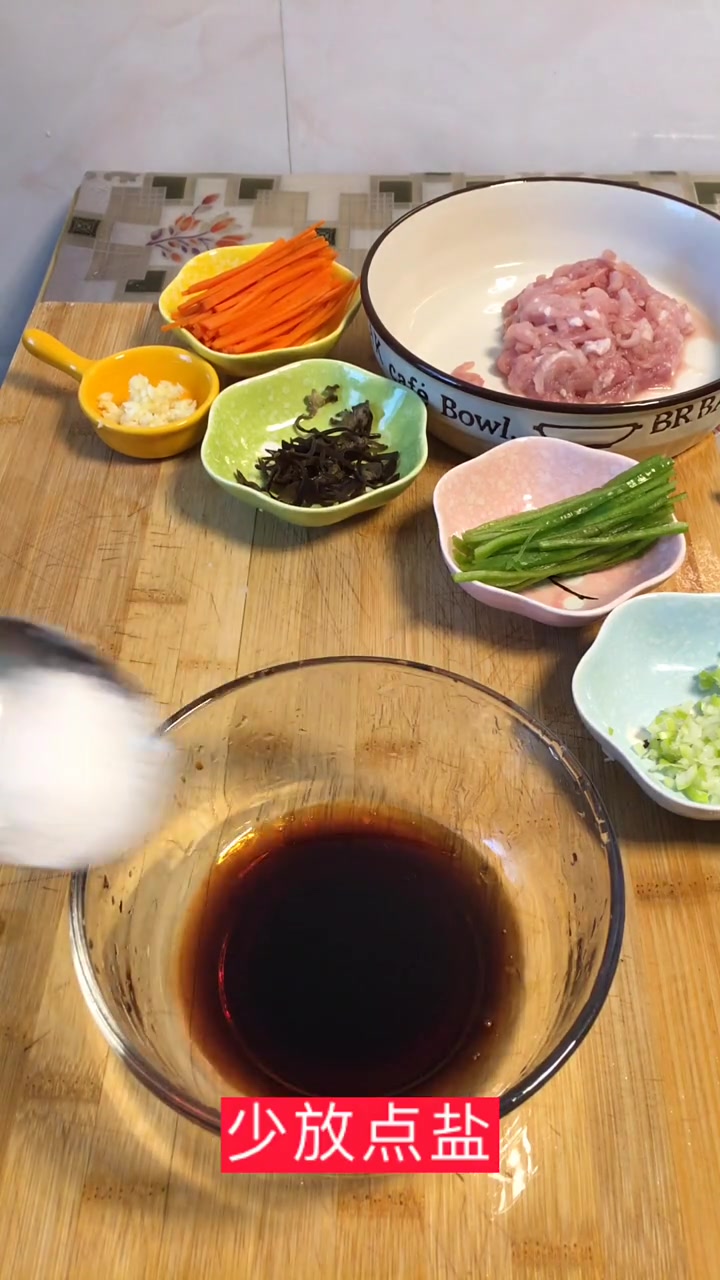 分享家庭版鱼香肉丝的做法,只需简单几步,味道比饭店还好吃!