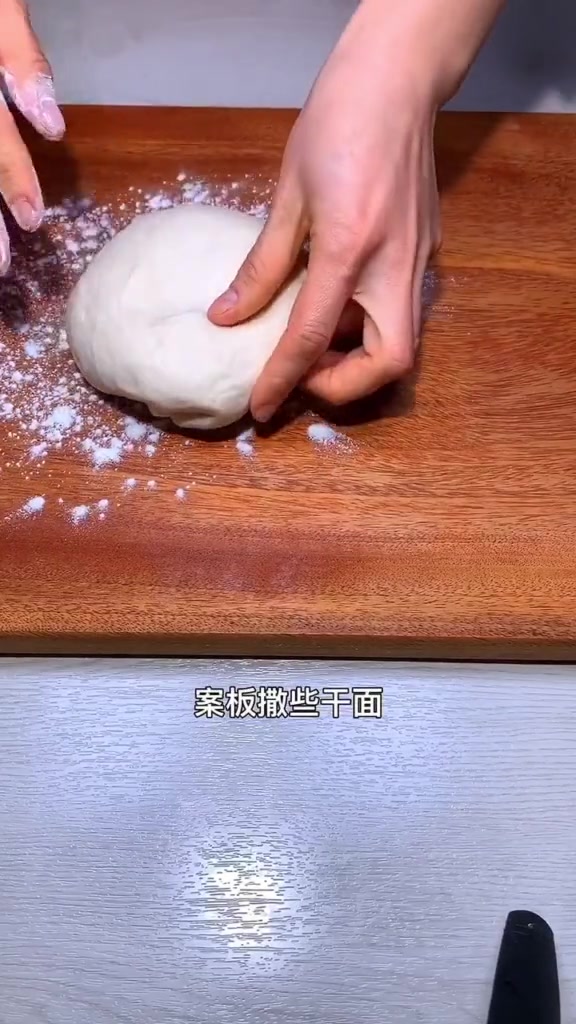 不一样的韭菜鸡蛋馅饺子做法……孩子、大人都爱吃