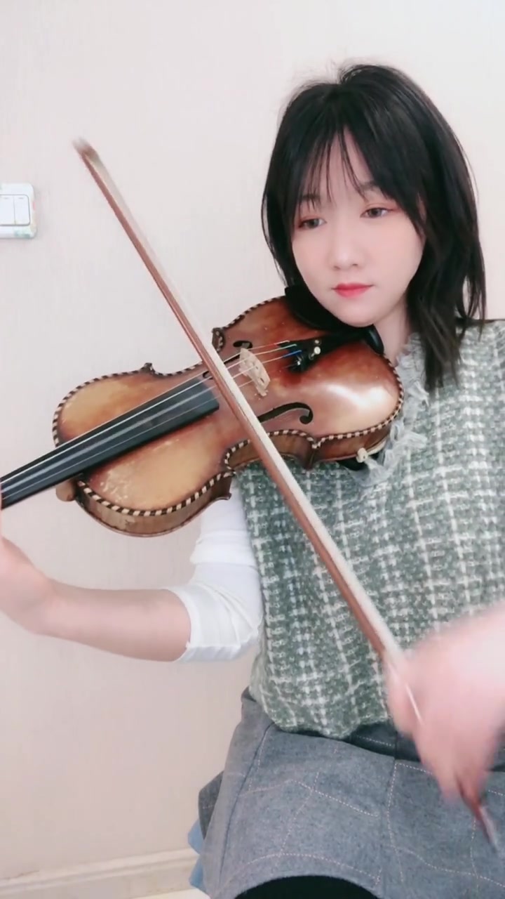 小提琴版大鱼海棠,旋律优美,太好听了
