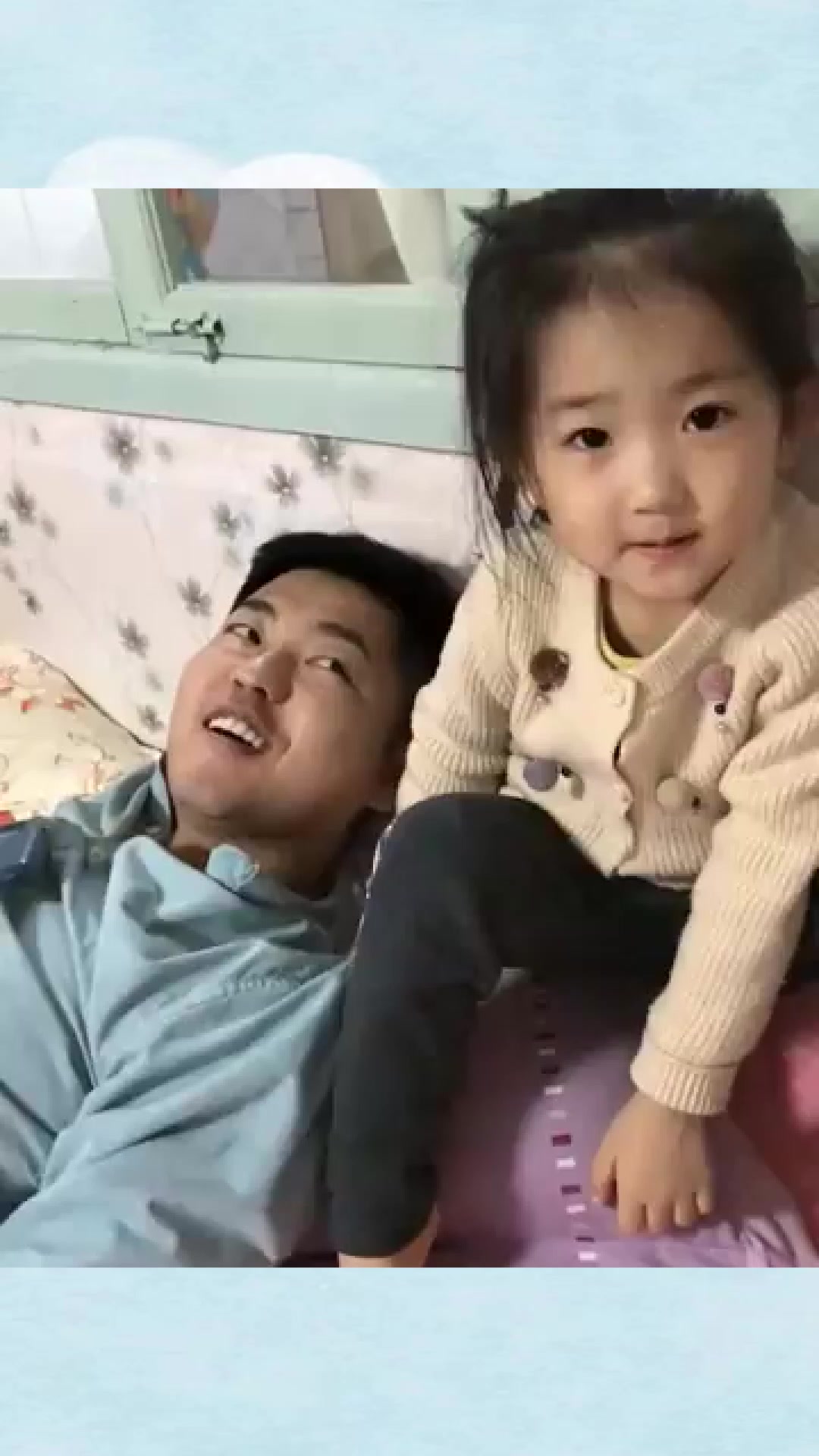 外甥女一来舅舅就教她网络语,眼前一幕,真是把老娘脸都丢尽了!