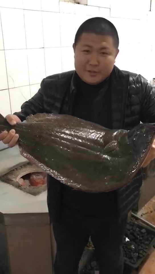 12斤野生大压塌鱼今晚安排上