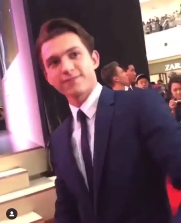 荷兰弟汤姆赫兰德tomholland