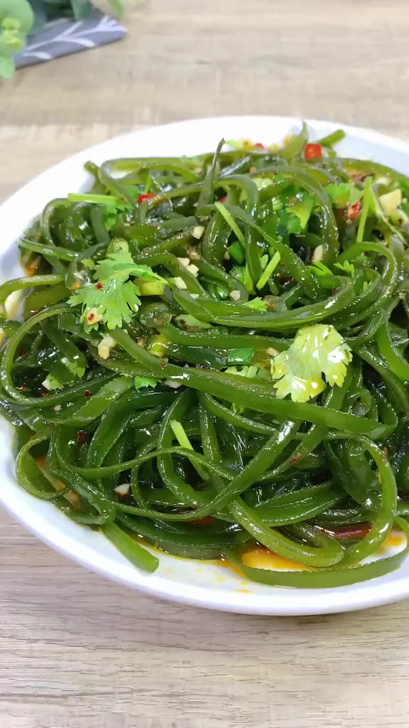 教你做家常凉拌海带丝,夏日必备凉菜!