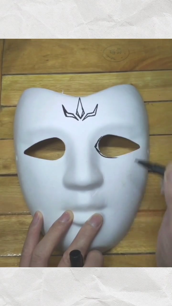 半脸面具手绘设计技巧