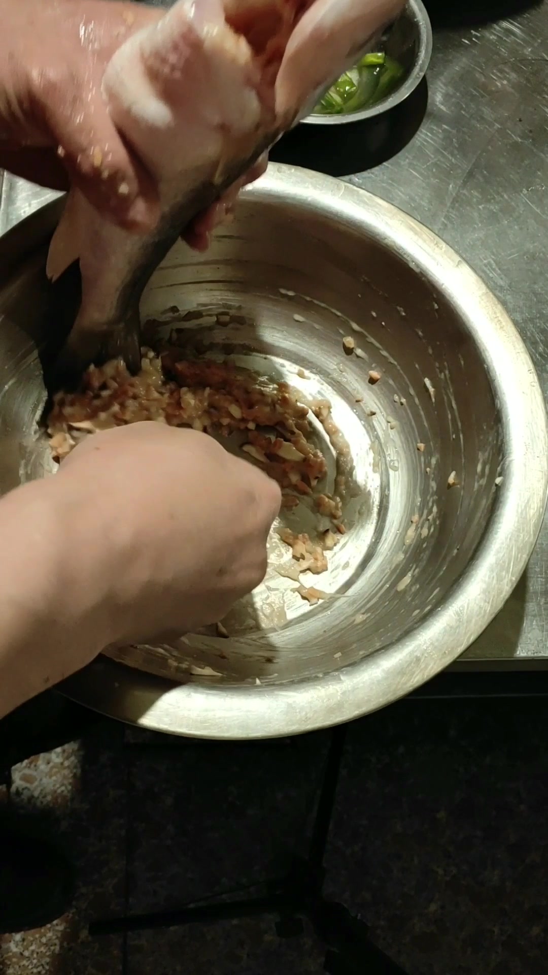 三鲜脱骨鱼制作方法