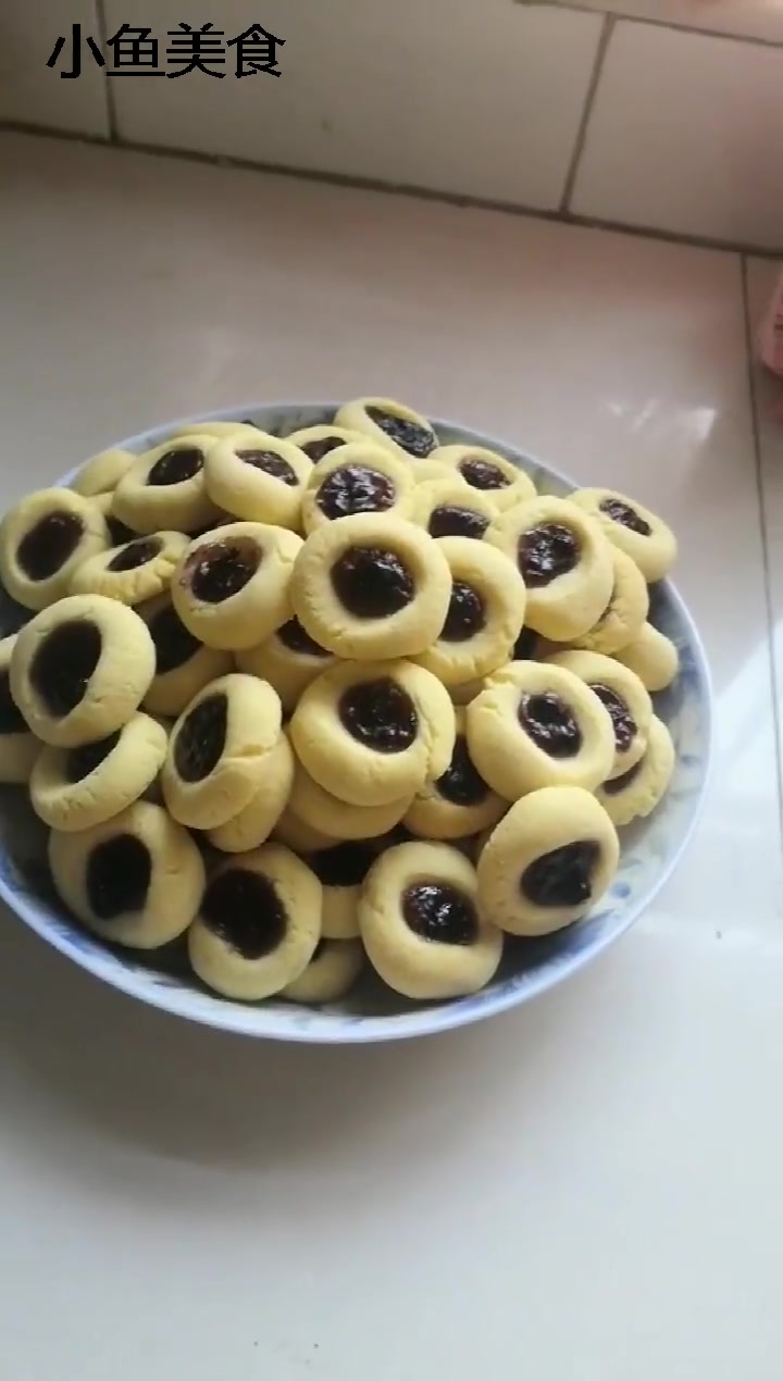 喜欢蓝莓吗?分享蓝莓西饼制作过程,做给你喜欢的人!