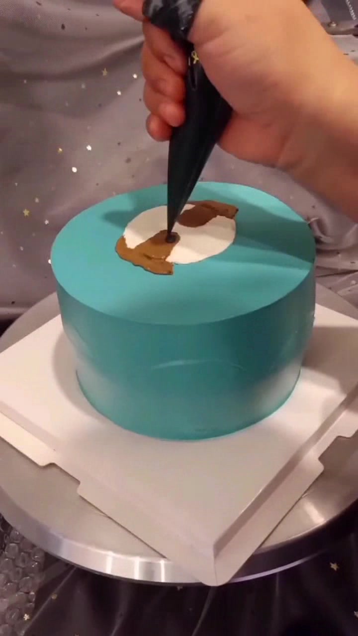 蓝色彩虹精致奶油裱花,萌宠生日蛋糕,这样的宠物狗狗给我来一只