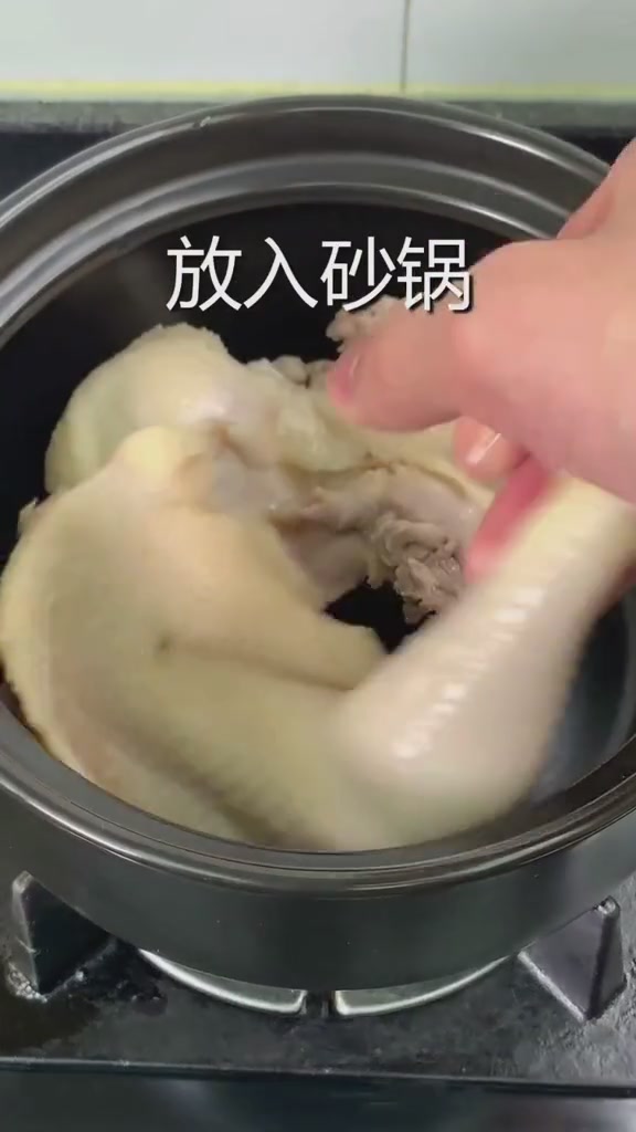 板栗鸡汤,干了这碗鸡汤,治愈你的心灵和肉体!