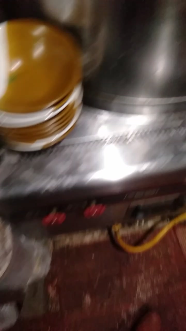 淮北市六矿西门口有一个淮南牛肉汤
