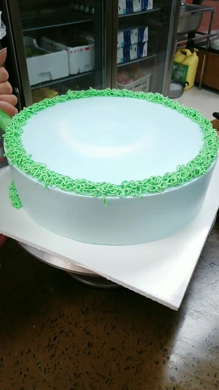 恐龙儿童蛋糕,我儿子过生日,订这种蛋糕送他,小家伙肯定很欢喜