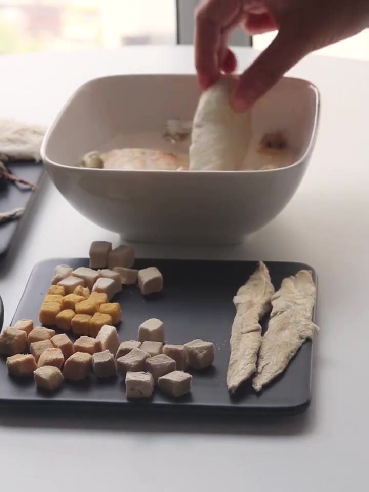 品牌: 喵汪會社  點擊展開 冠达网红酸奶小白菠萝果粒口袋面包整箱早餐糕点蛋糕美食零食品 