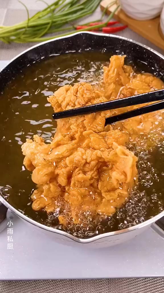 可乐炸鸡翅,外焦里嫩酥脆!好好吃哦!