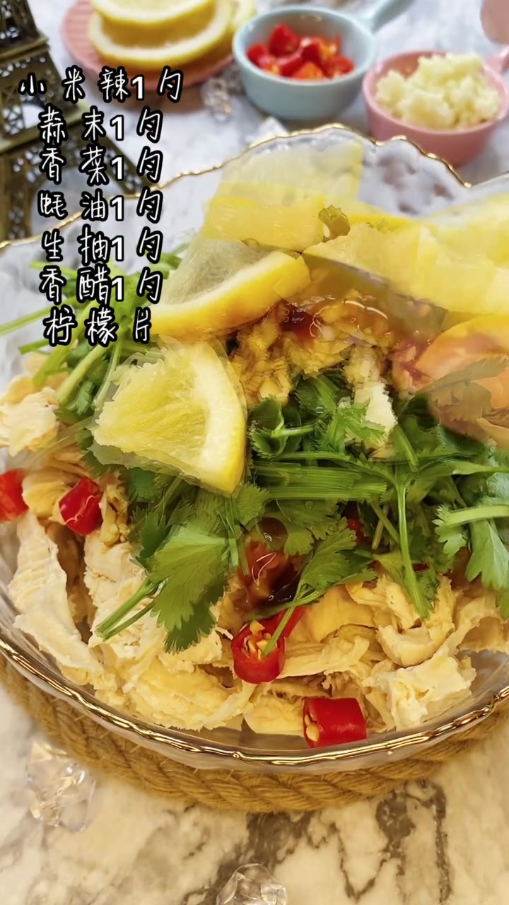 鸡胸肉你还在煮着吃吗?这样做口味很特别哦