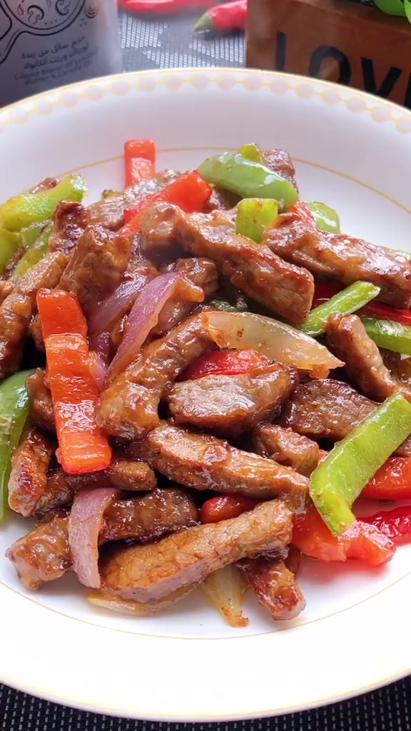黑椒牛柳这样做,三碗米饭都不够吃