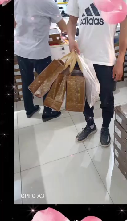 卡帝烟斗皮鞋质量硬气